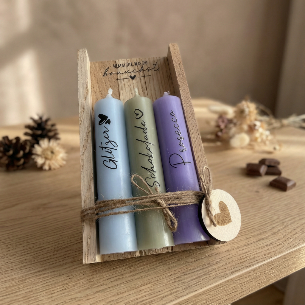 Kerzen-Set „Nimm dir, was du brauchst“ – Glücksbringer, Schokolade & Prosecco