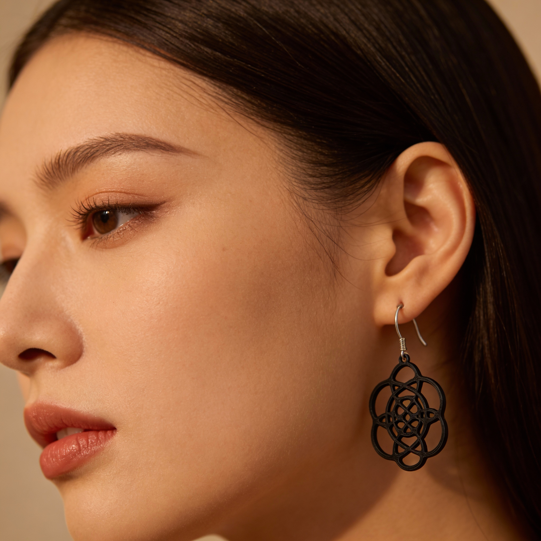 Geometrische Blüten-Ohrringe – Leichte Statement Pieces aus PLA+