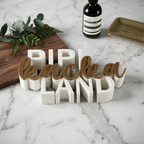 Pipi Kacka Land – Lustiger Badezimmer-Schriftzug als Deko