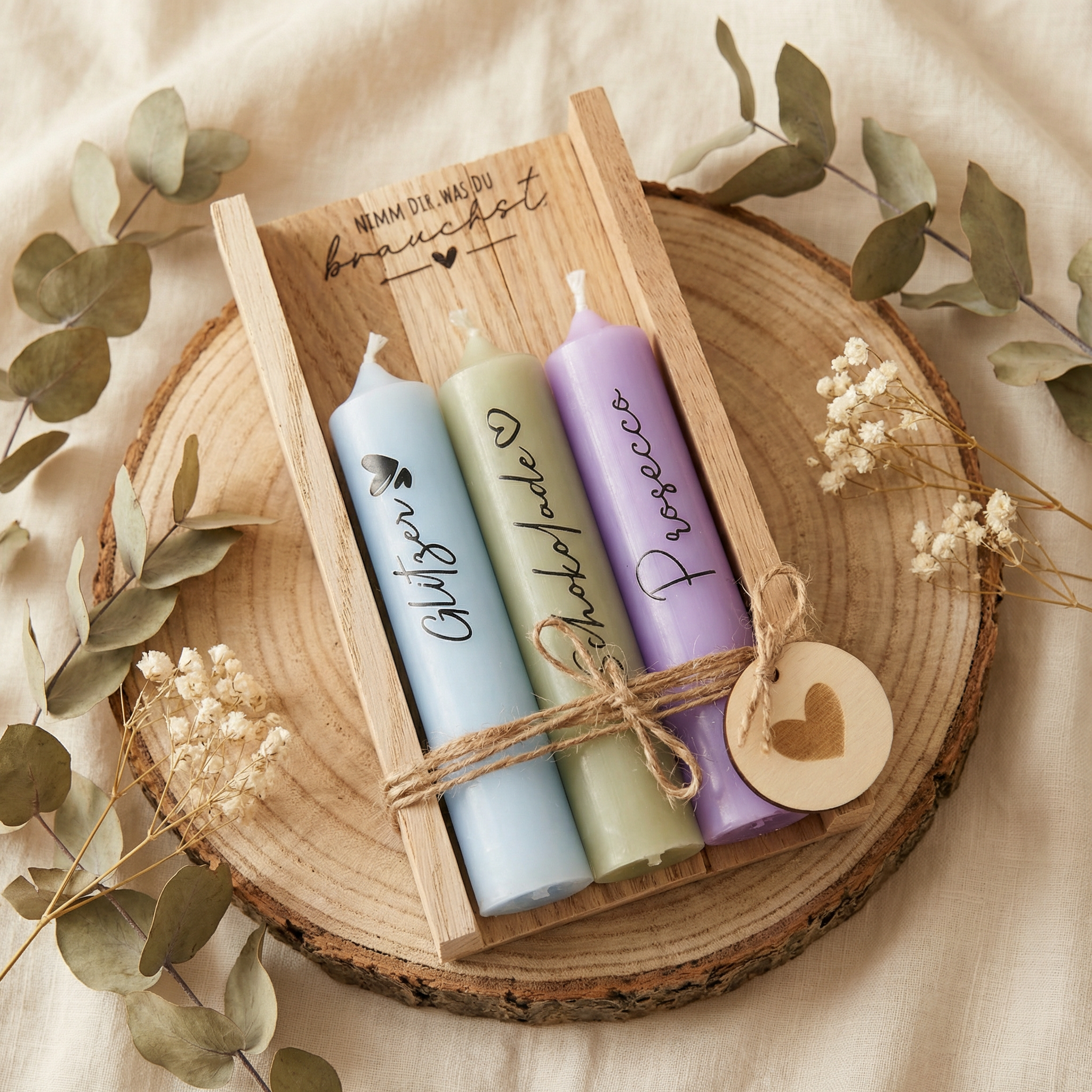 Kerzen-Set „Nimm dir, was du brauchst“ – Glücksbringer, Schokolade & Prosecco