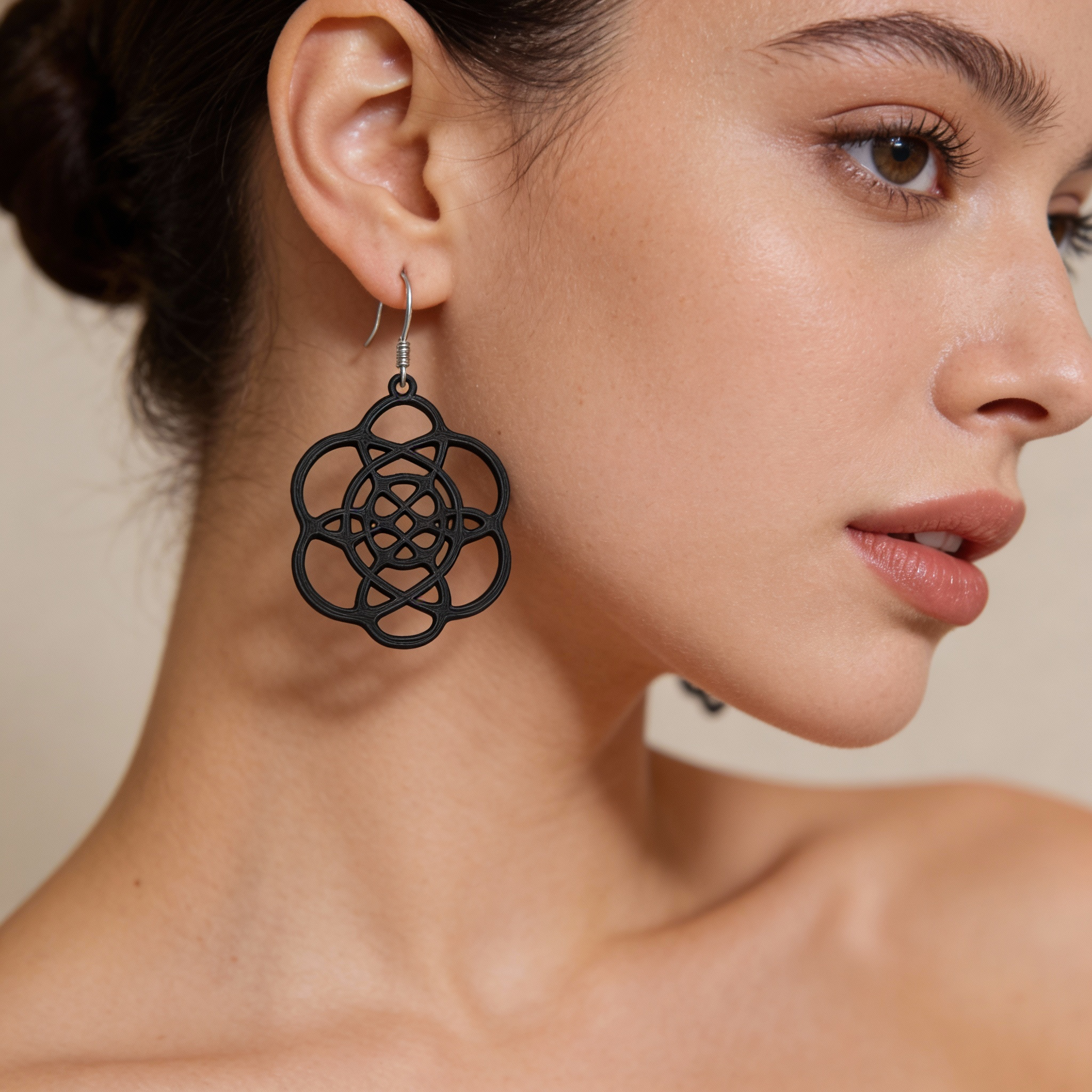 Geometrische Blüten-Ohrringe – Leichte Statement Pieces aus PLA+