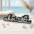 „Ahoi“ mit Boot – Maritime Deko für Zuhause