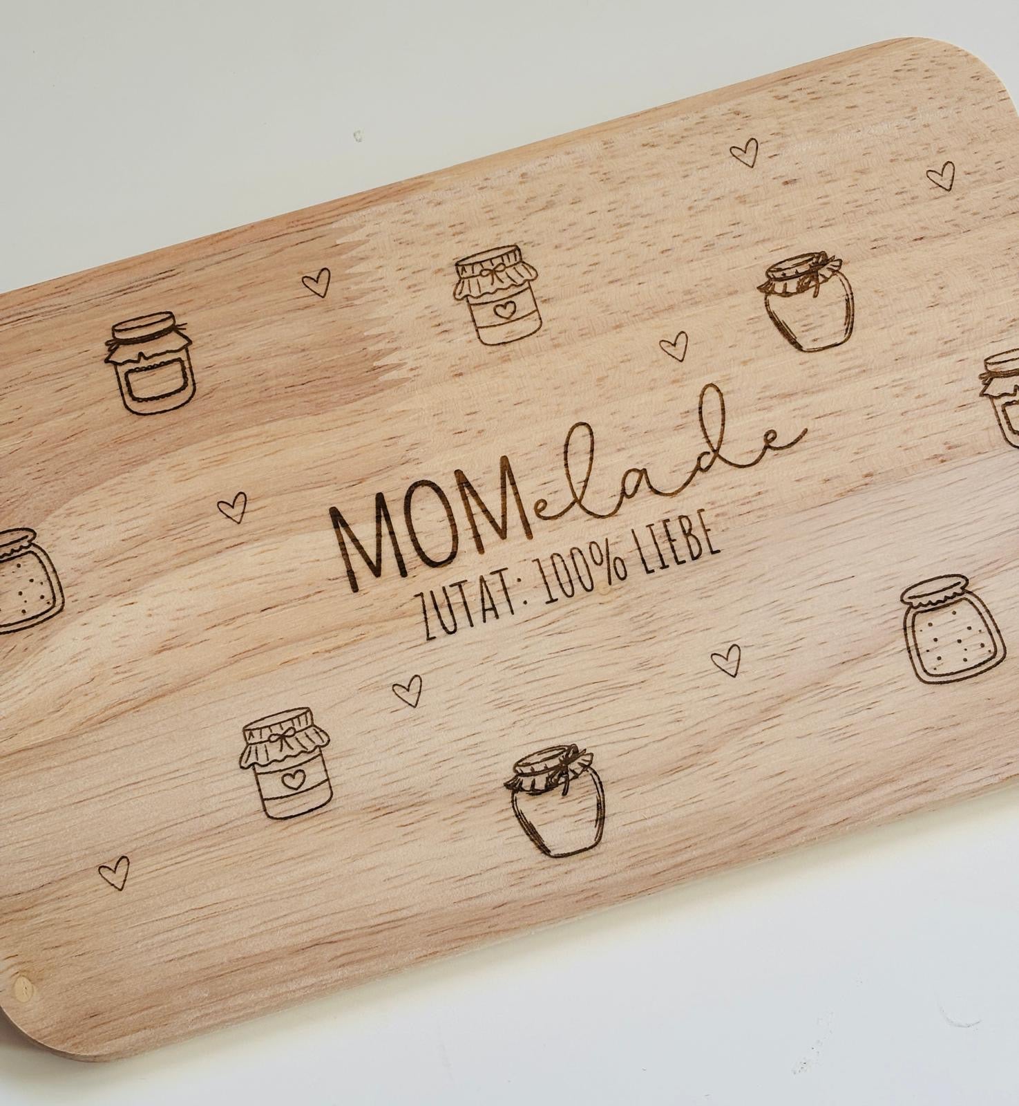 Frühstücksbrettchen „MOMlade – Zutat: 100 % Liebe“
