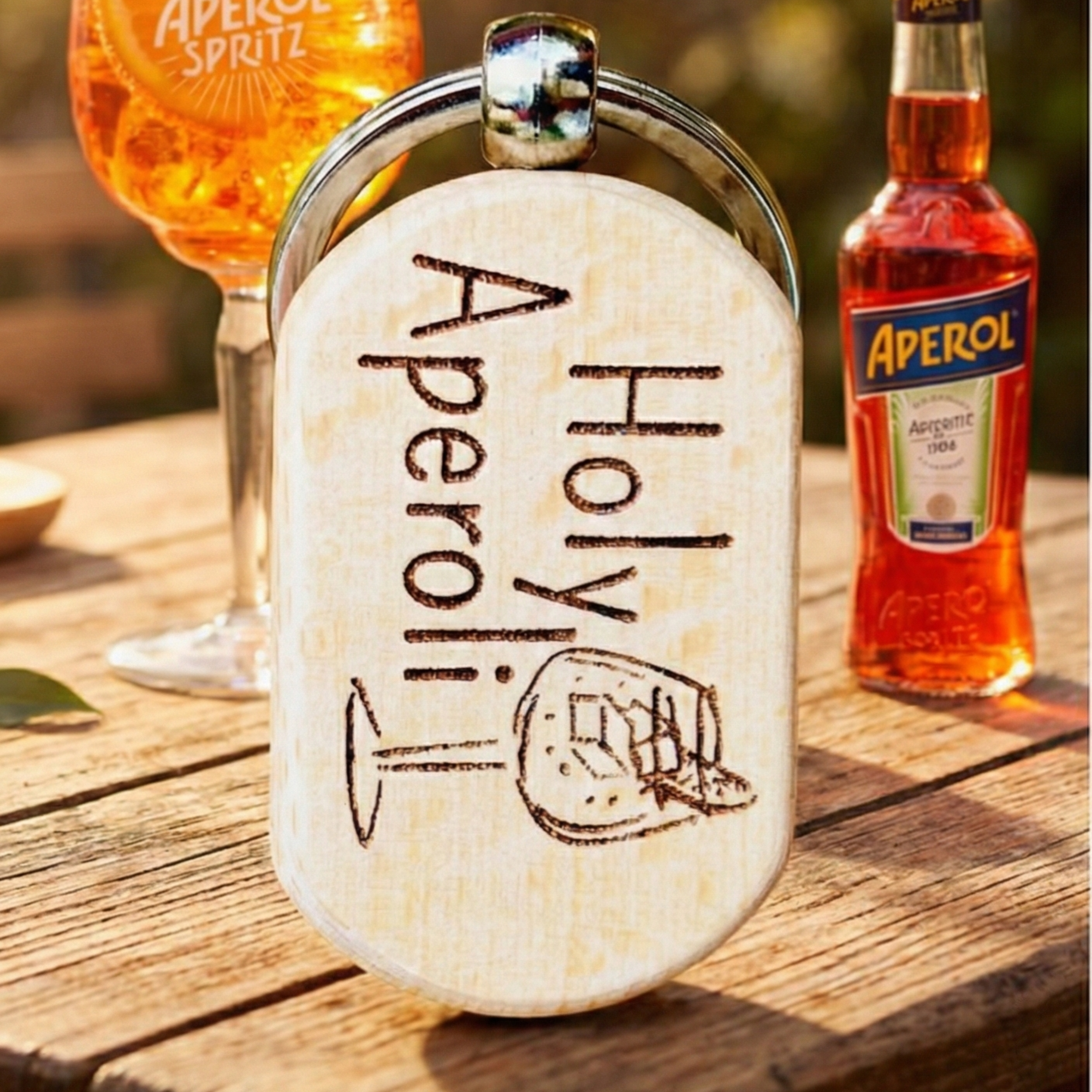 Schlüsselanhänger „Holy Aperoli“ aus Holz