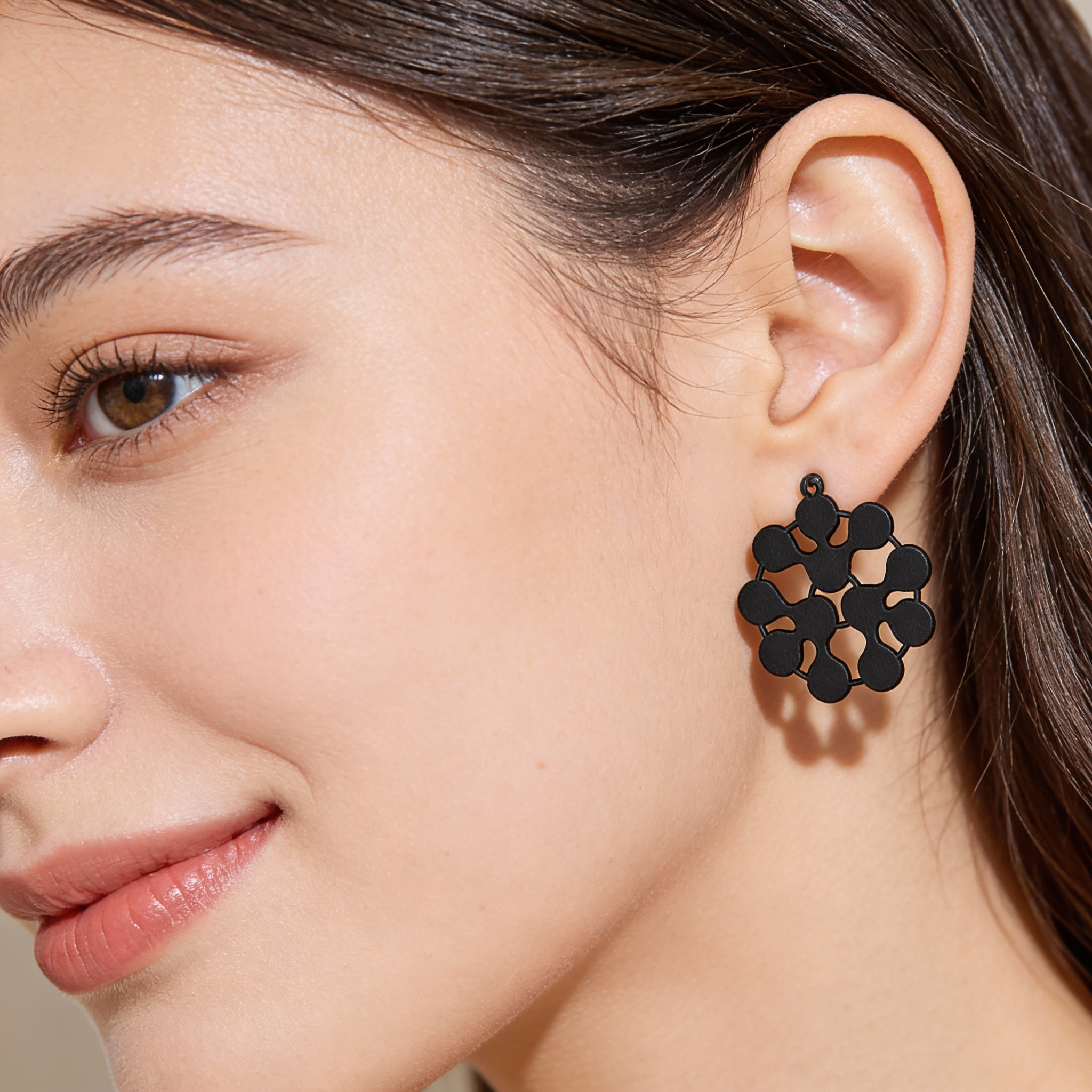 Mandala-Blüten Ohrringe – Verspieltes Design