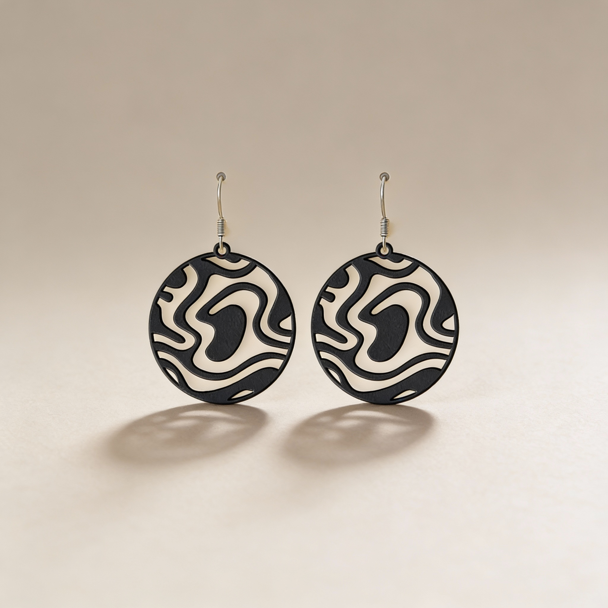 CURVE – Runde Statement Ohrringe