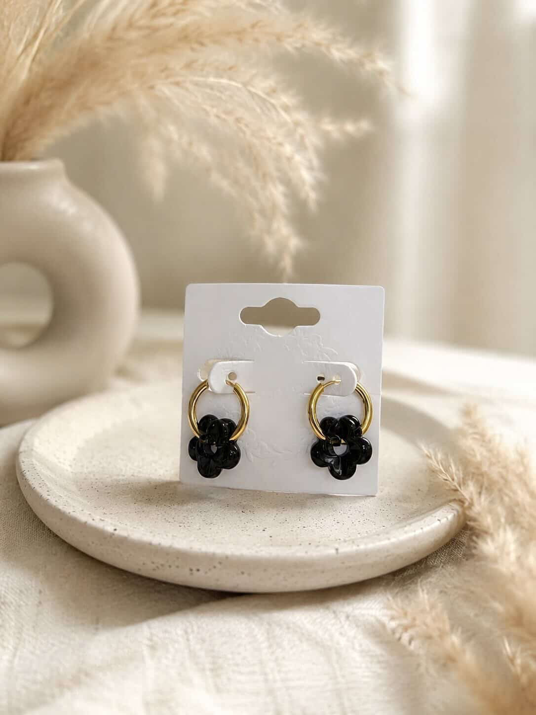 Retro Blumen-Creolen "Midnight Blossom"