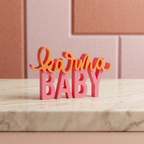 Karma Baby – Moderner Deko-Schriftzug mit Statement