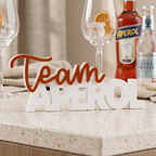Team Aperol – Stylischer Deko-Schriftzug für Aperol-Fans
