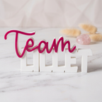Team Lillet – Moderner Deko-Schriftzug für Lillet-Fans