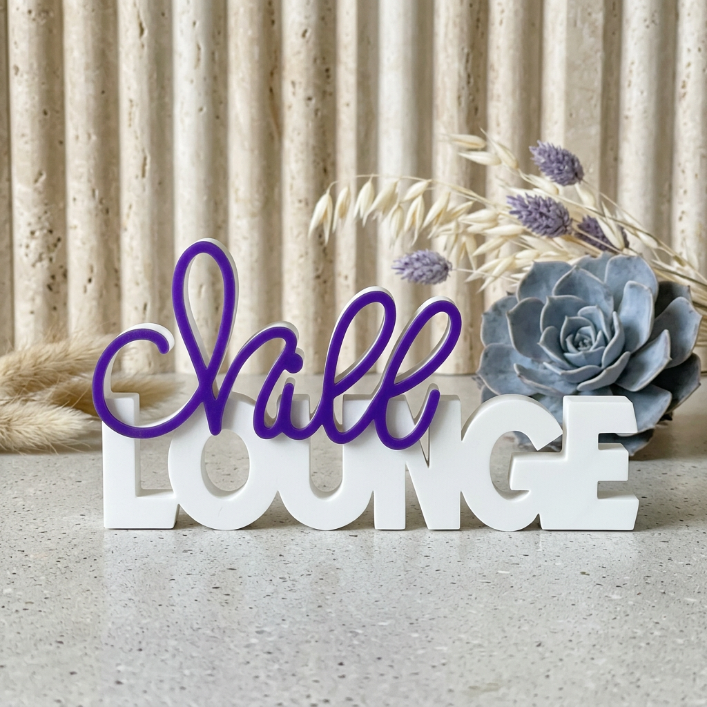 Chill Lounge – Stylischer Deko-Schriftzug für entspannte Momente
